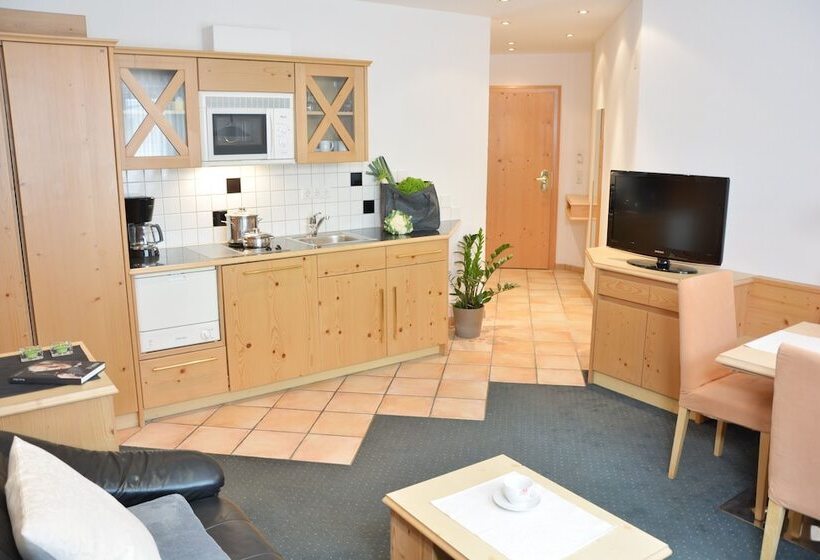 فندق Appartements Aurikel Corso