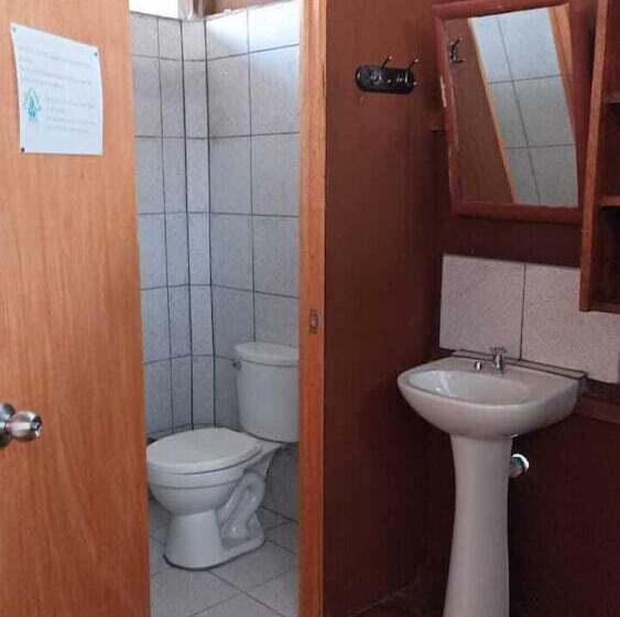 هتل Avatar Amazon Lodge & Canopy Park