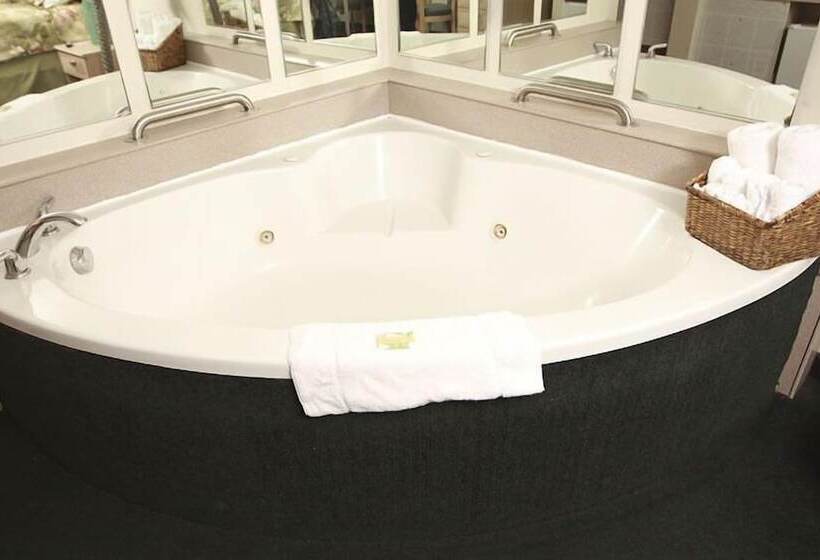 Отель Beachfront Resort