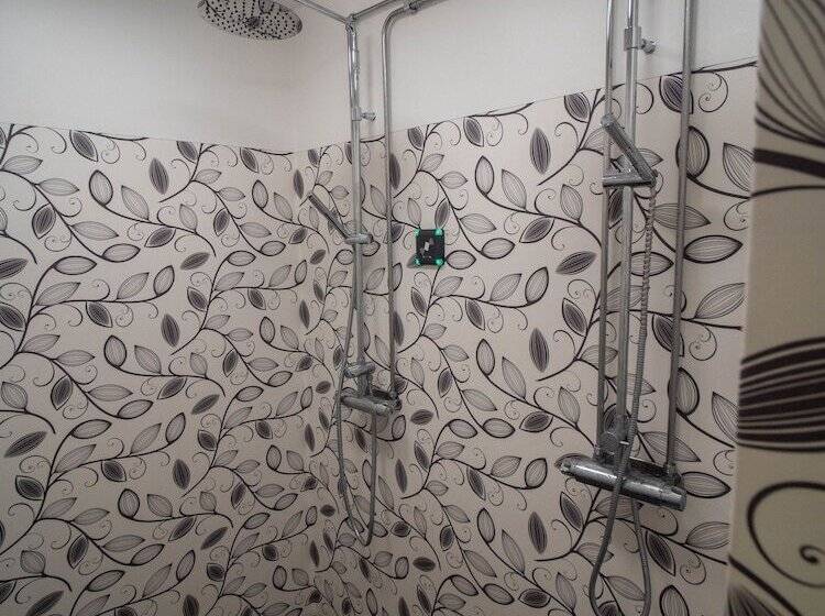 בית מלון כפרי Björkbackens Stugby   Campground