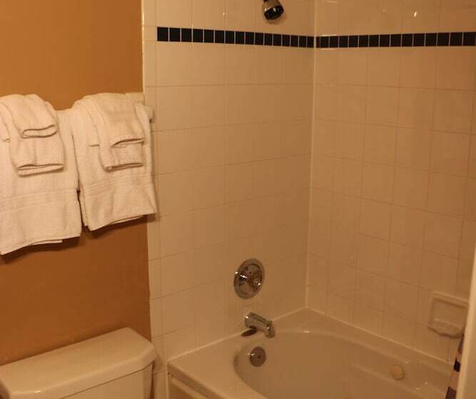 فندق Blue Mountain Springs Resort