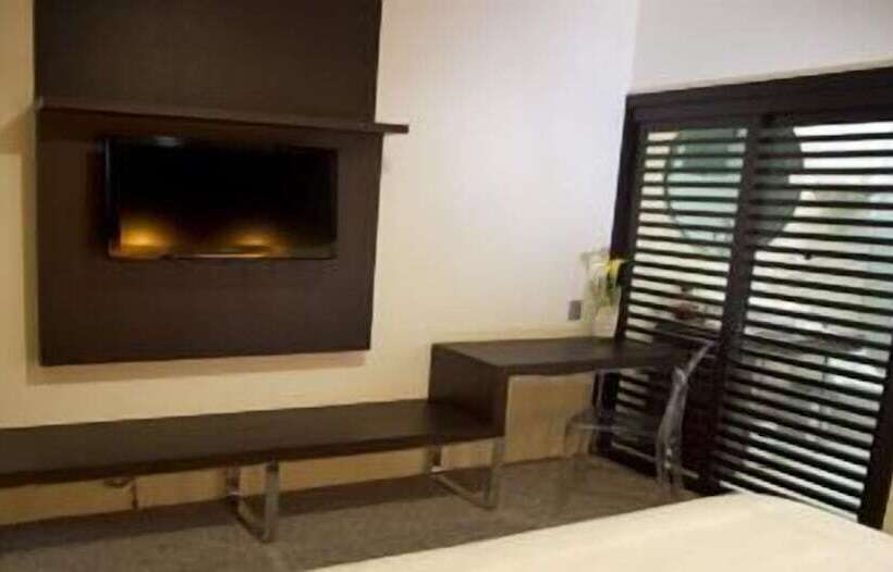 فندق Centinela Grand