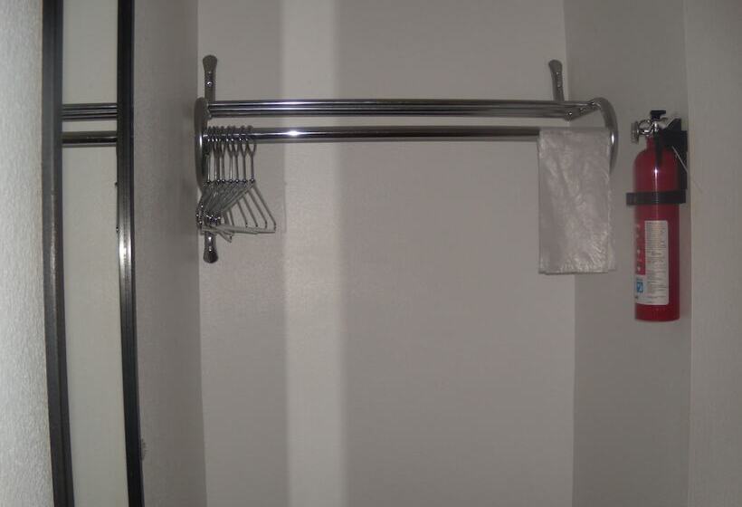 호텔 Corral Creek Lodge