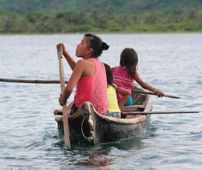 酒店 Dolphin Lodge Uaguinega