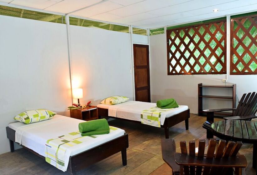 هتل Explorama Lodge