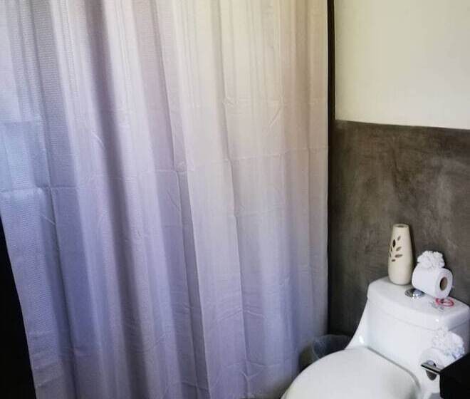 בית מלון כפרי Green Sanctuary