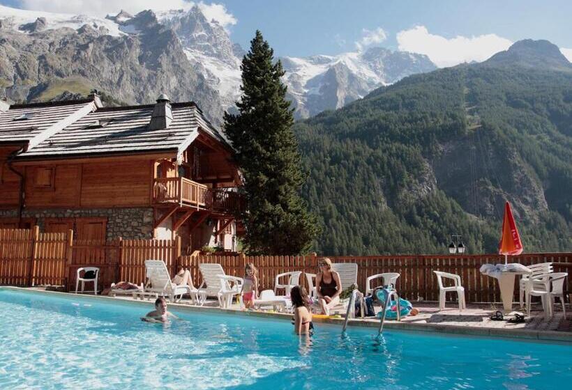 Отель Hôtel Castillan