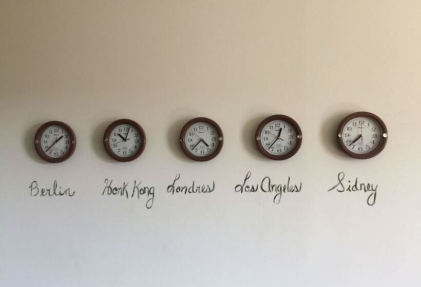 فندق Hôtel Econo Confort