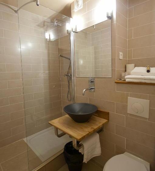 فندق Hôtel Restaurant La Mandia