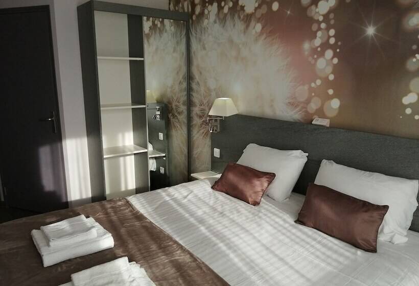 Отель L Aérogare