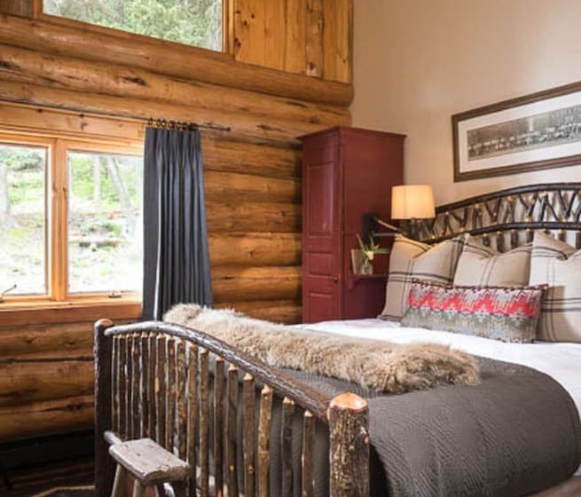 هتل Lone Mountain Ranch