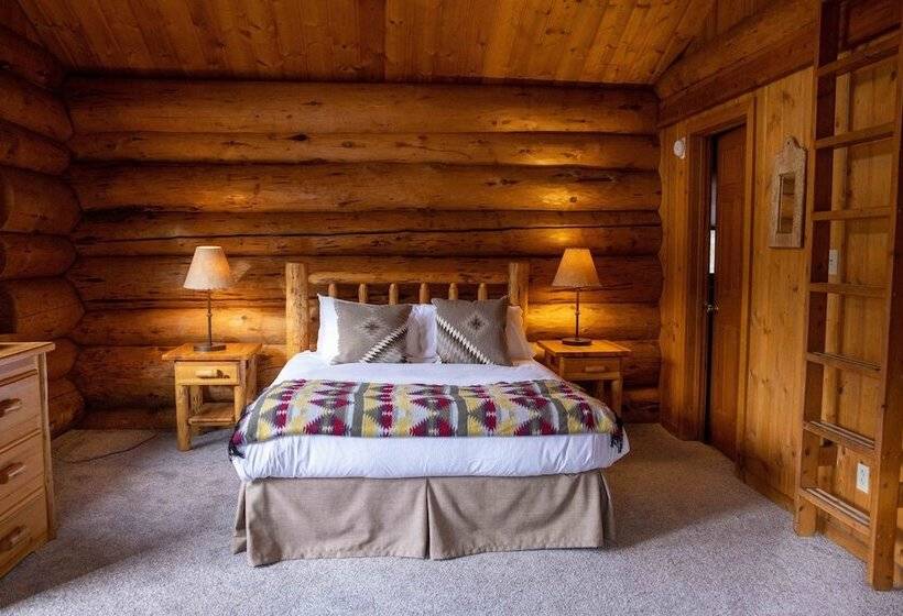 فندق Lone Mountain Ranch