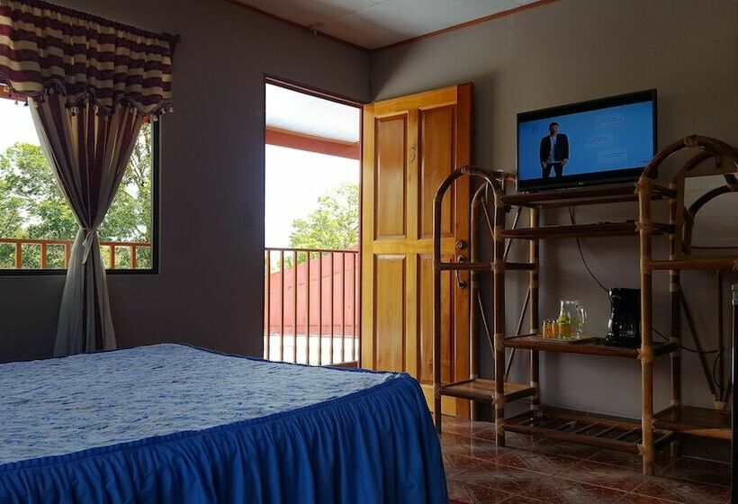 فندق Los Volcanes Río Celeste