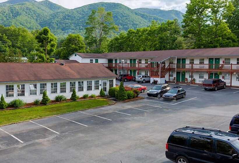 酒店 Maggie Valley Creekside Lodge