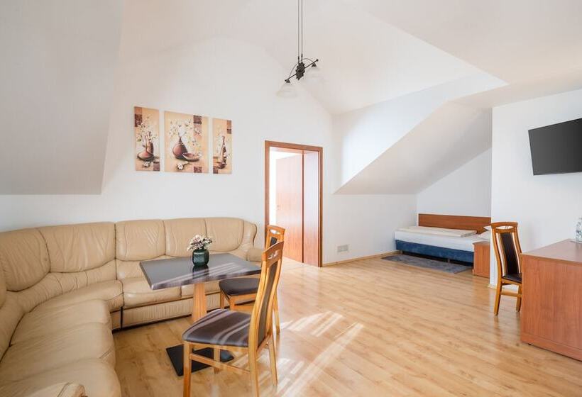 酒店 Meridian   Landshut