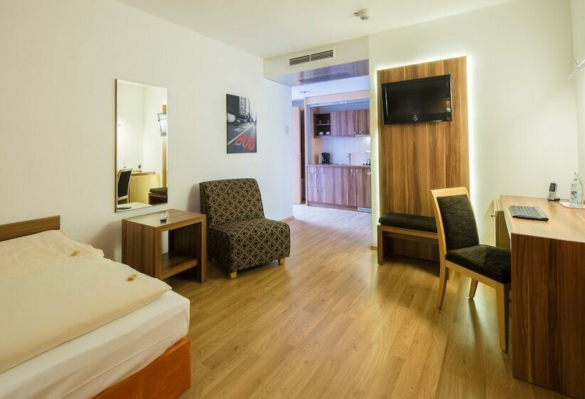 酒店 Meridian   Landshut