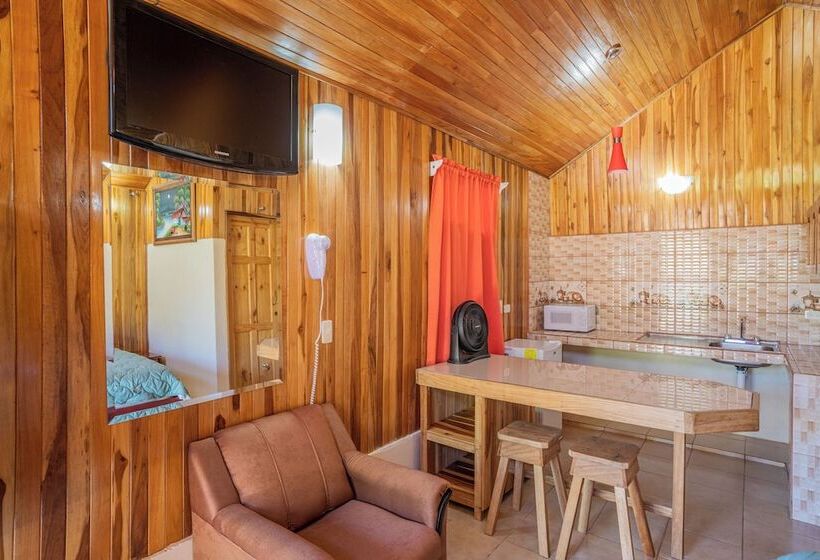 בית מלון כפרי Monteverde Villa Lodge