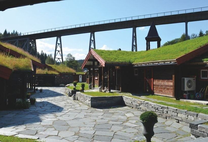 בית מלון כפרי Namsentunet