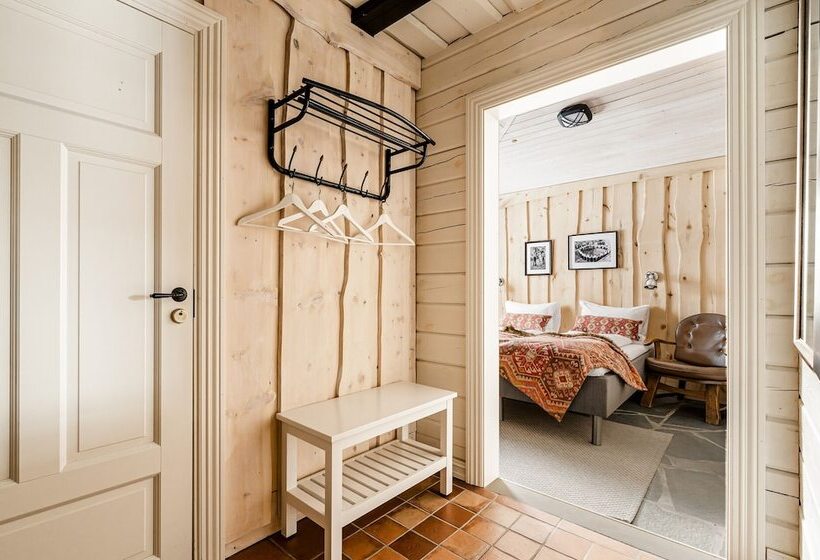 בית מלון כפרי Namsentunet