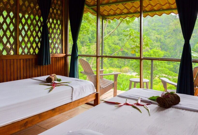 فندق Pacuare River Lodge