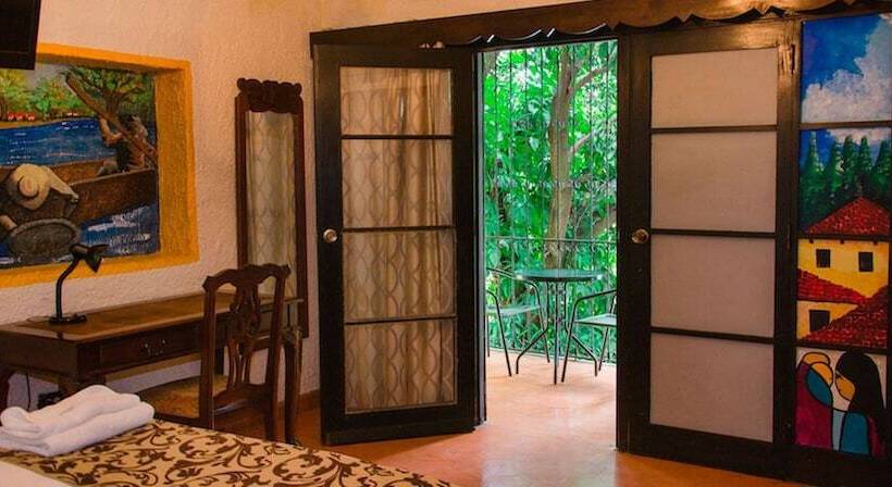 هتل Real Colonial