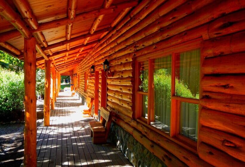 ホテル Rio Dorado Lodge