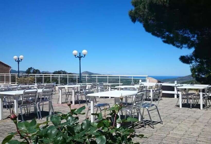 בית מלון כפרי Hôtel Résidence U Nebbiu