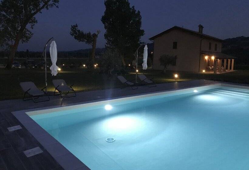 교외 호텔 Agriturismo Querceto