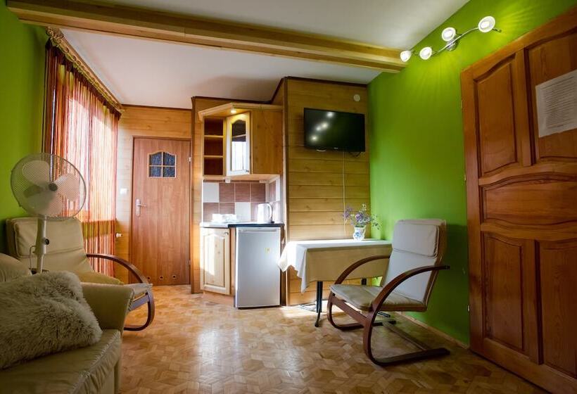 هتل روستایی Kosajonka