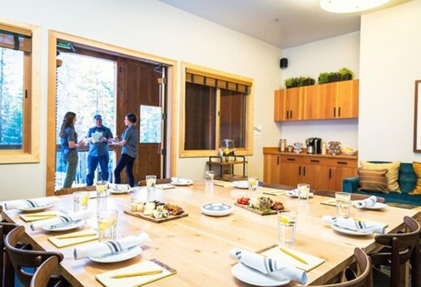 ホテル Rush Creek Lodge At Yosemite