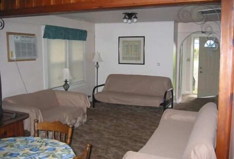 فندق Summer Haven Resort