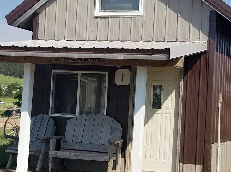 ホテル Suzies Camp