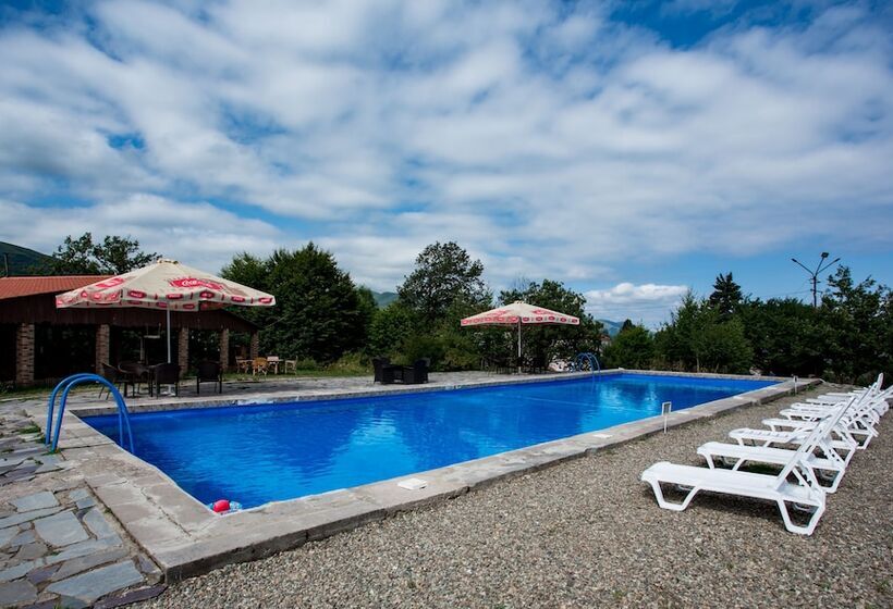 فندق Tezh Ler Resort