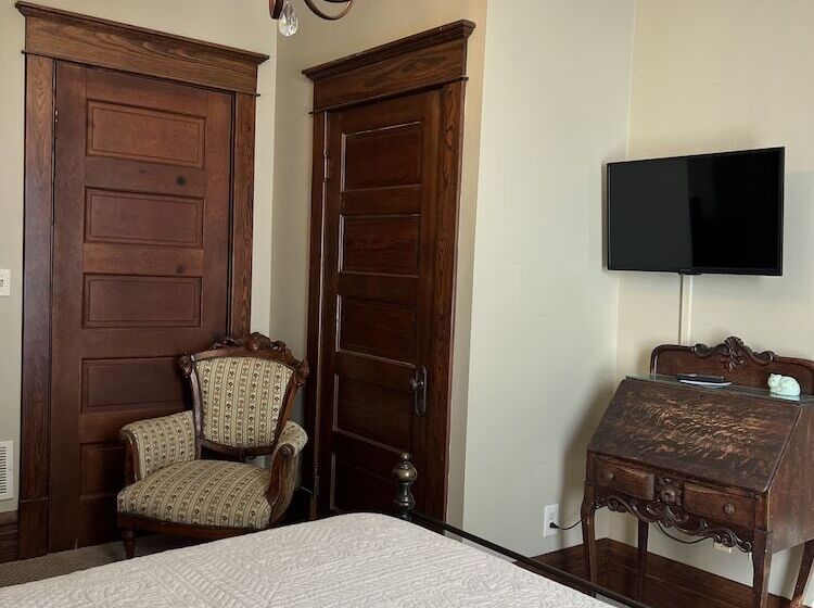 ホテル The Buxton Inn