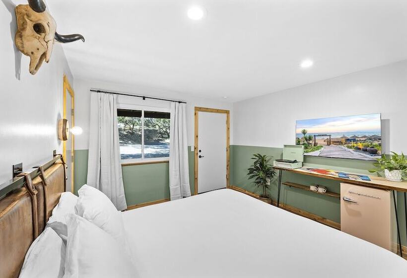 Отель The Bygone