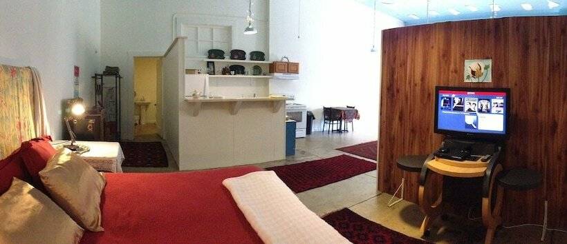 فندق The Holy Moly Blues Central