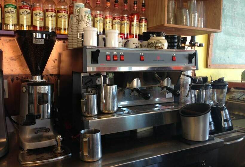 فندق The Holy Moly Blues Central