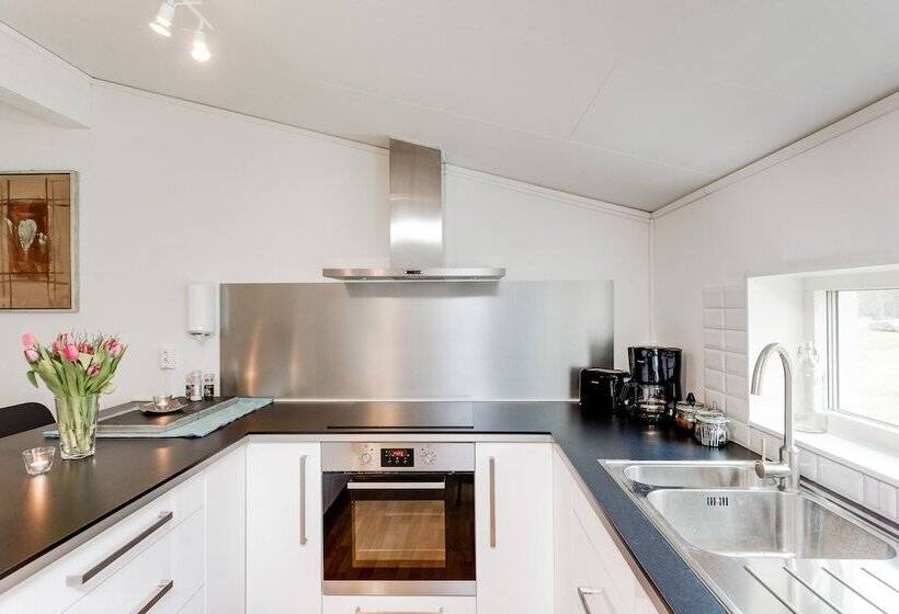 ホテル Vaggeryd Södra Park Apartment