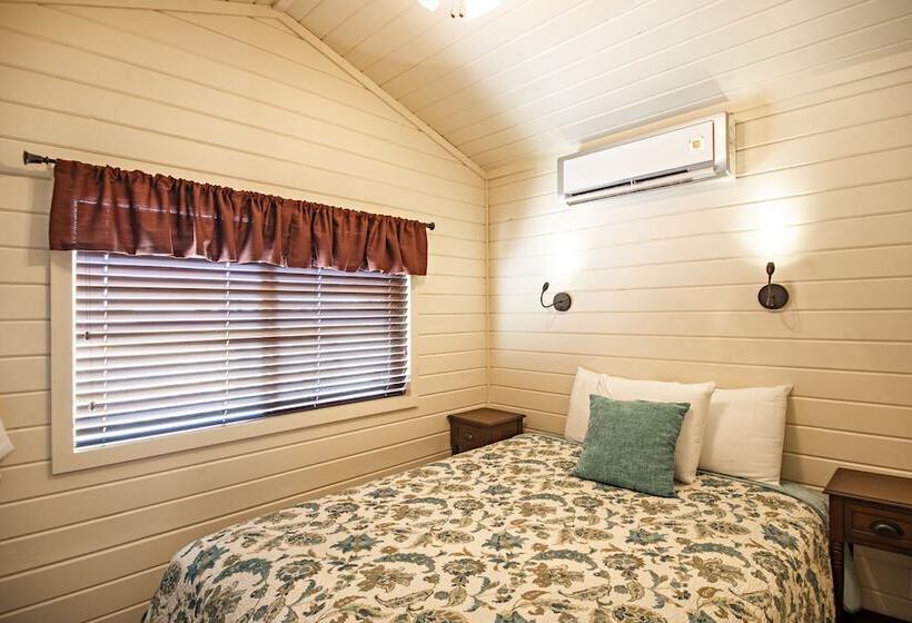 فندق Vines Rv Resort