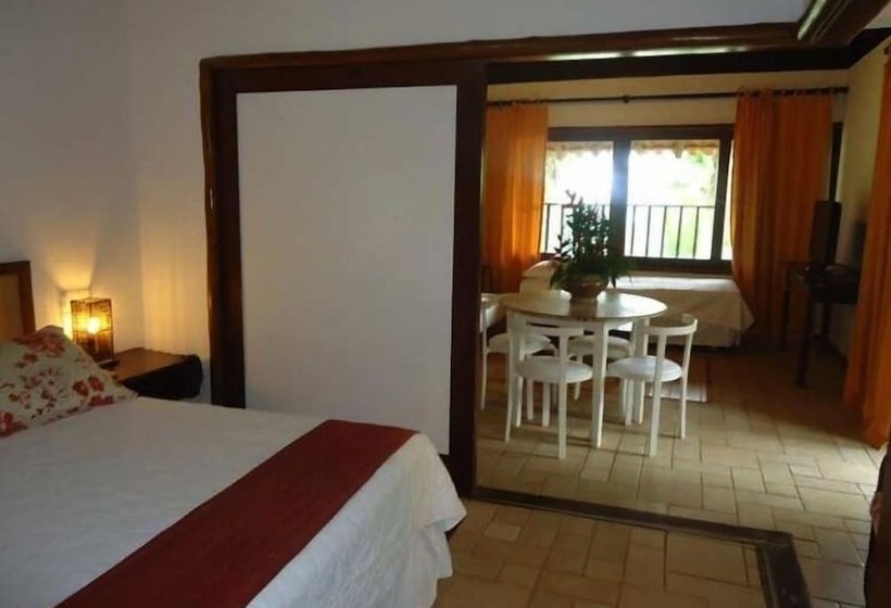 Отель Viva Itacaré Suites