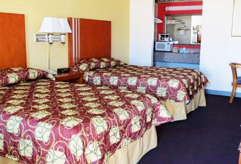 Отель Winnie Inn & Suites