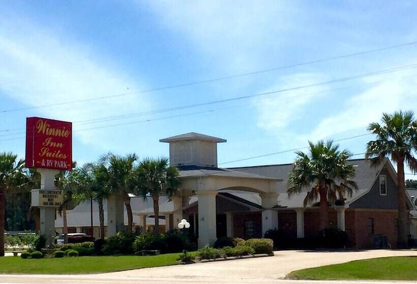 Отель Winnie Inn & Suites