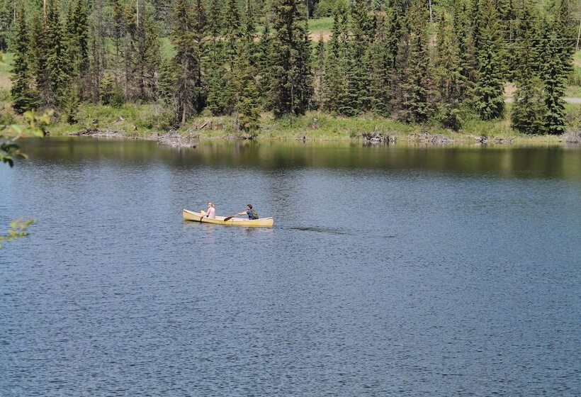 Lac Des Roches Resort