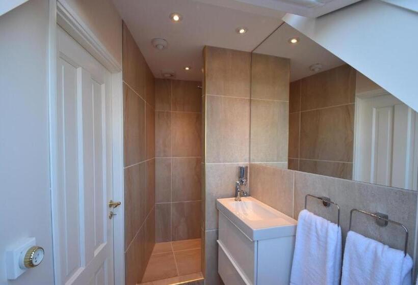 Bed and Breakfast Mejerigaarden