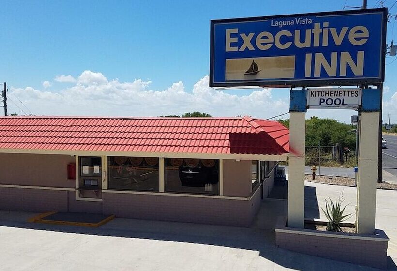 모텔 Executive Inn And Suites