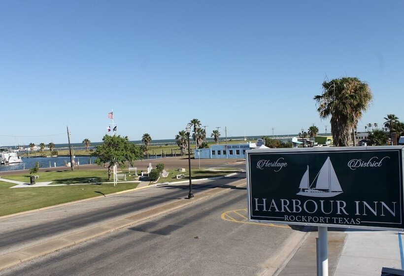 فندق على الطريق Harbour Inn