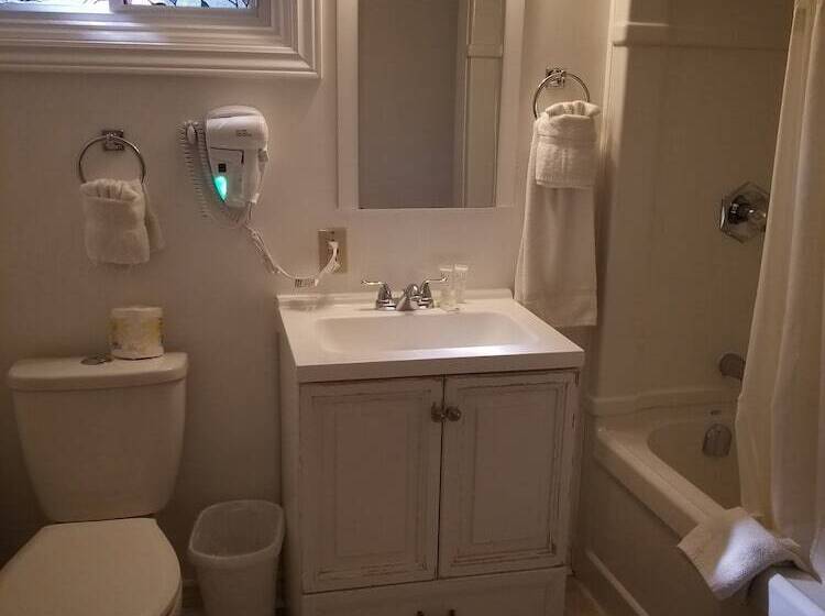 فندق على الطريق Pinedale Inn