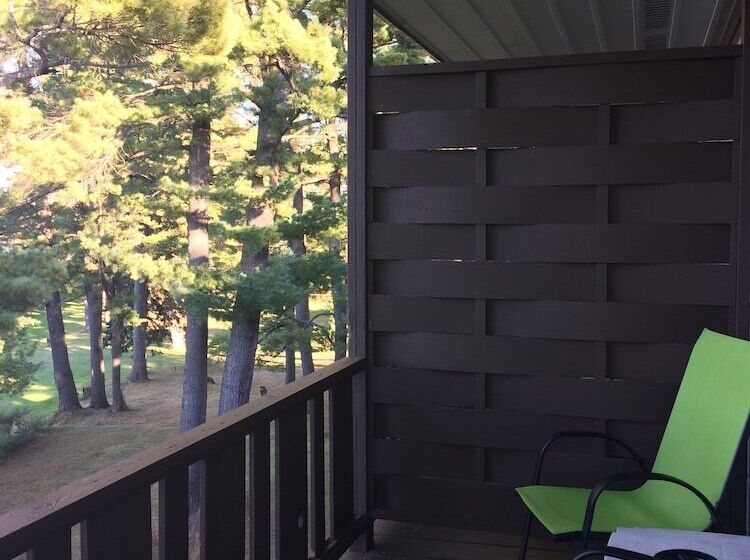 فندق على الطريق Pinedale Inn