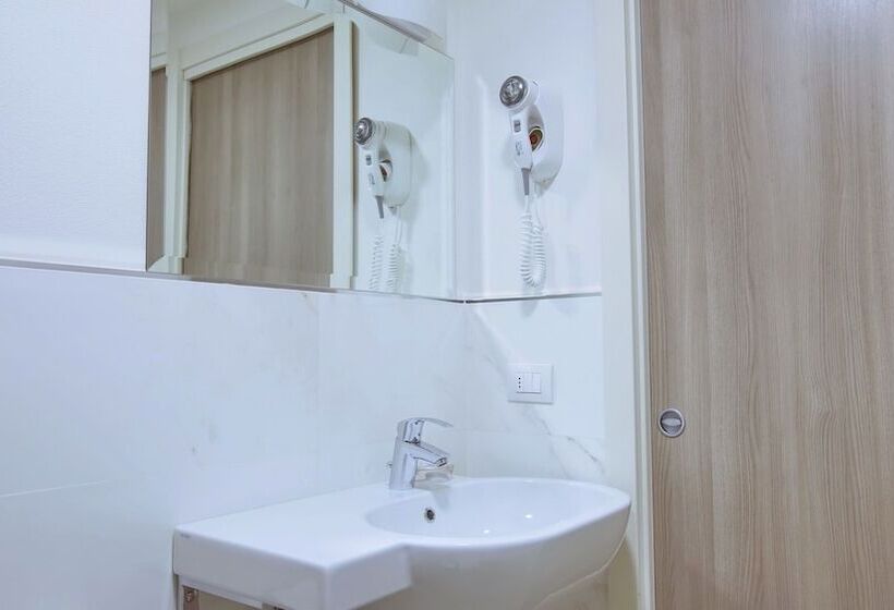 بنسيون Affittacamere Brenna