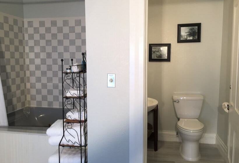 بنسيون Elmwood House